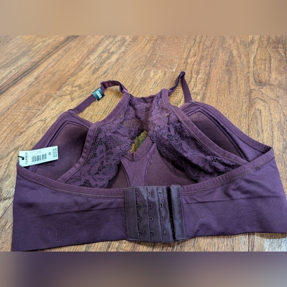 New Torrid Lace Wireless Bralette seamless Lace racerback purple size 10 M L - Picture 11 of 12